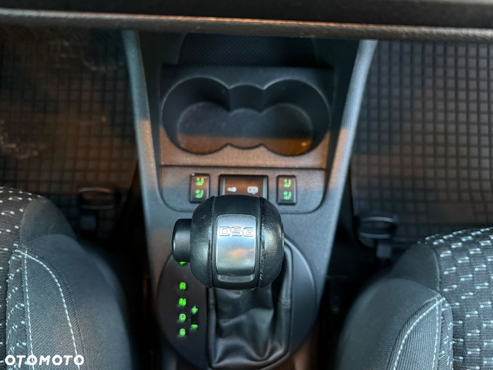 Skoda Fabia 1.4 TSI DSG RS - 25