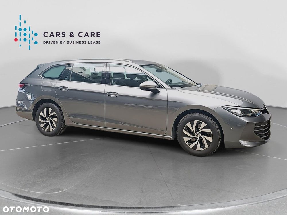 Volkswagen Passat - 7