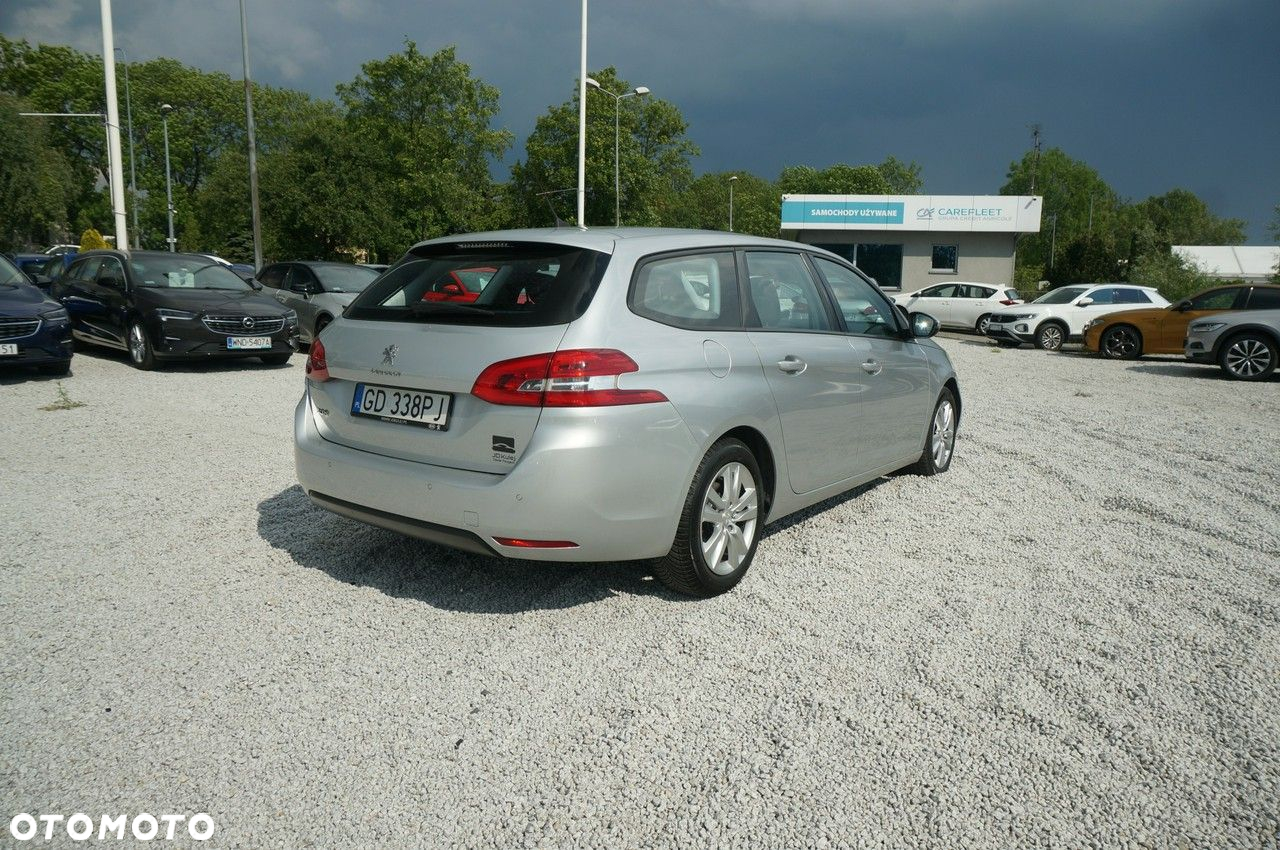 Peugeot 308 - 6
