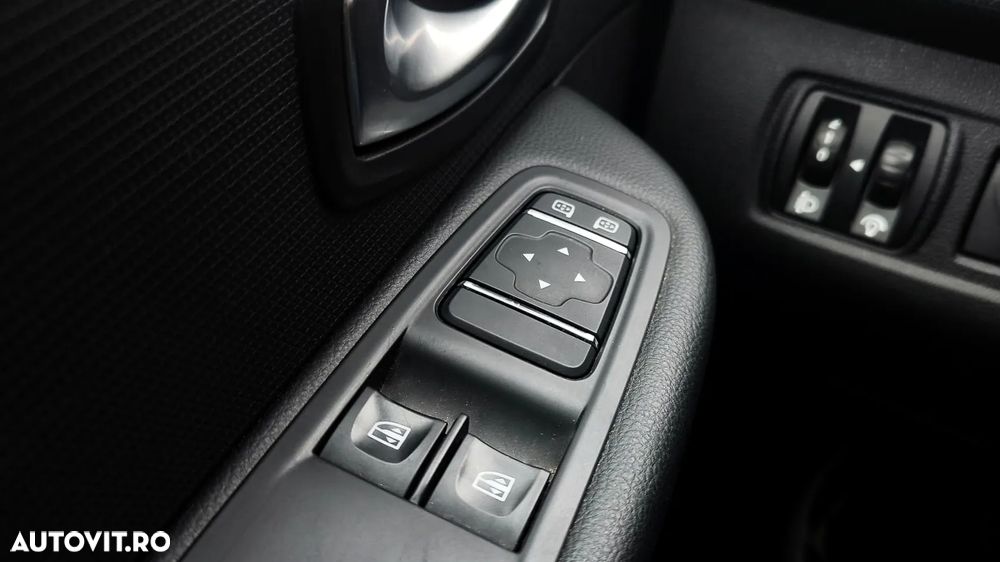 Renault Clio IV TCe Life Evo - 4