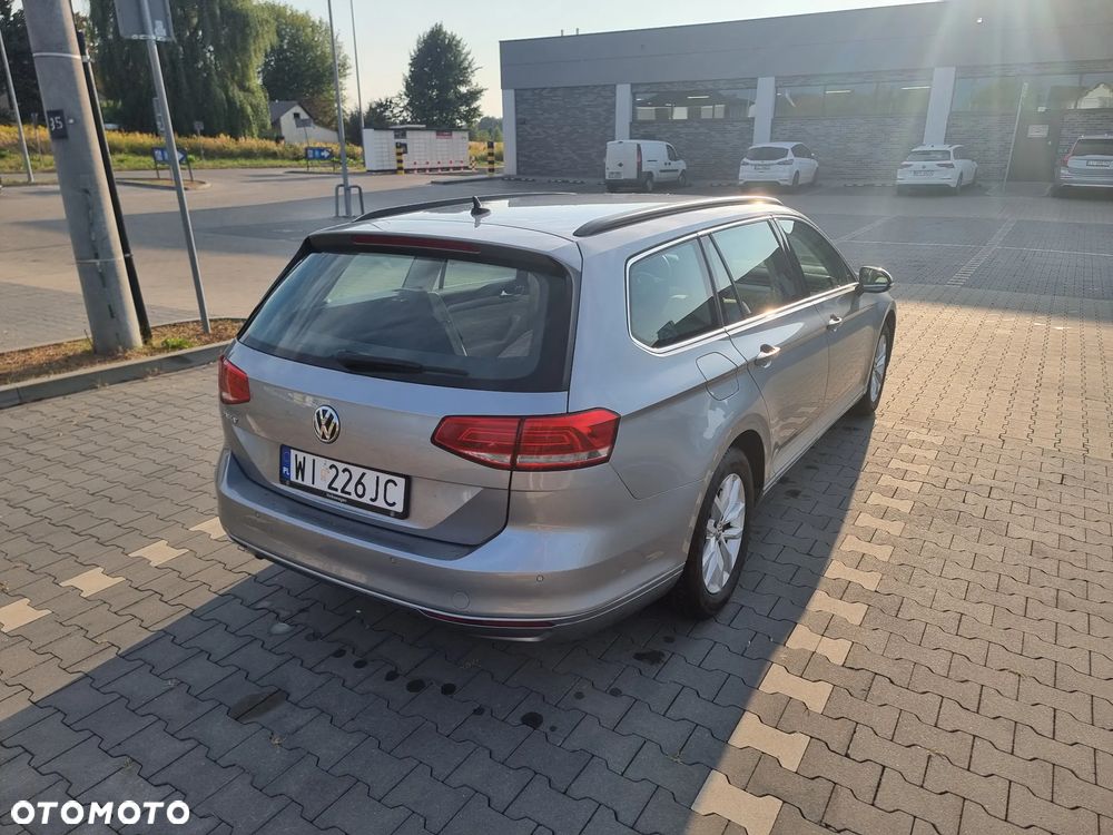Volkswagen Passat - 5