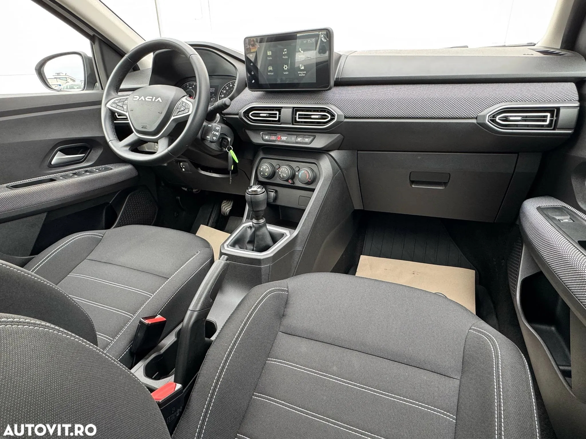 Dacia Logan TCe 90 MT6 Expression - 12