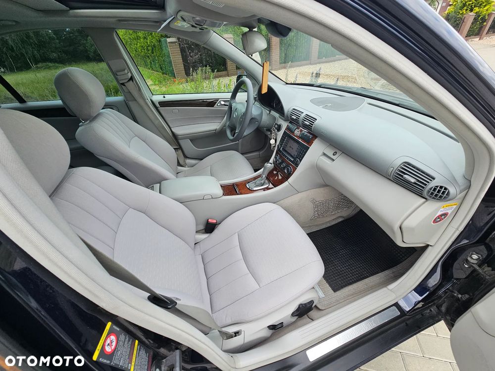 Mercedes-Benz Klasa C 280 7G-TRONIC Elegance - 4