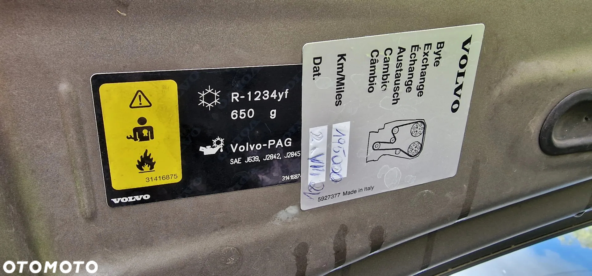 Volvo V60 B4 D Momentum Pro - 32