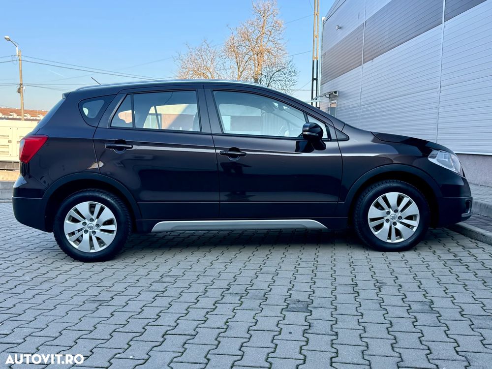 Suzuki S-Cross 1.6 DDIS 4x4 Comfort - 9