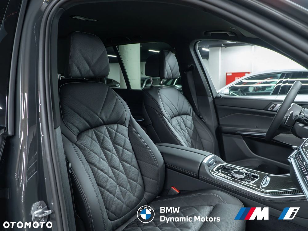 BMW X5 xDrive40i - 24