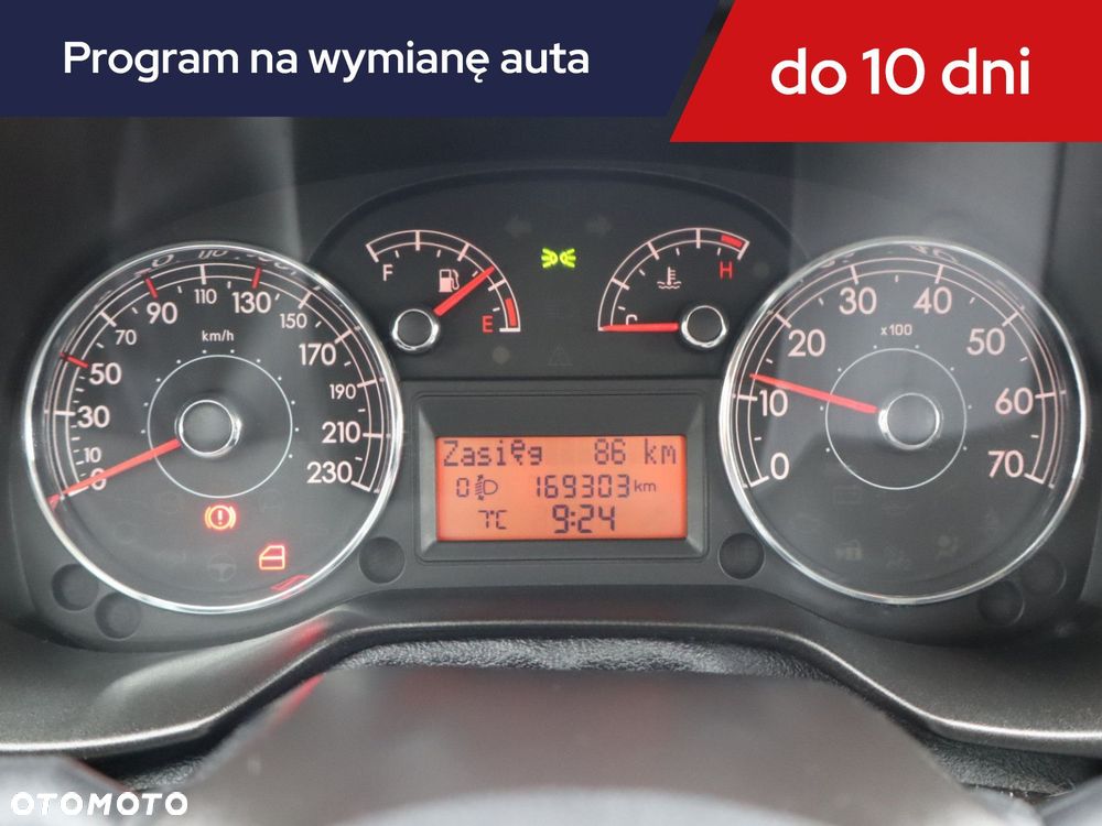 Fiat Grande Punto - 13