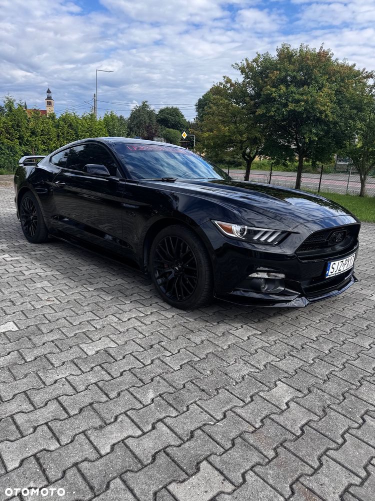 Ford Mustang - 1