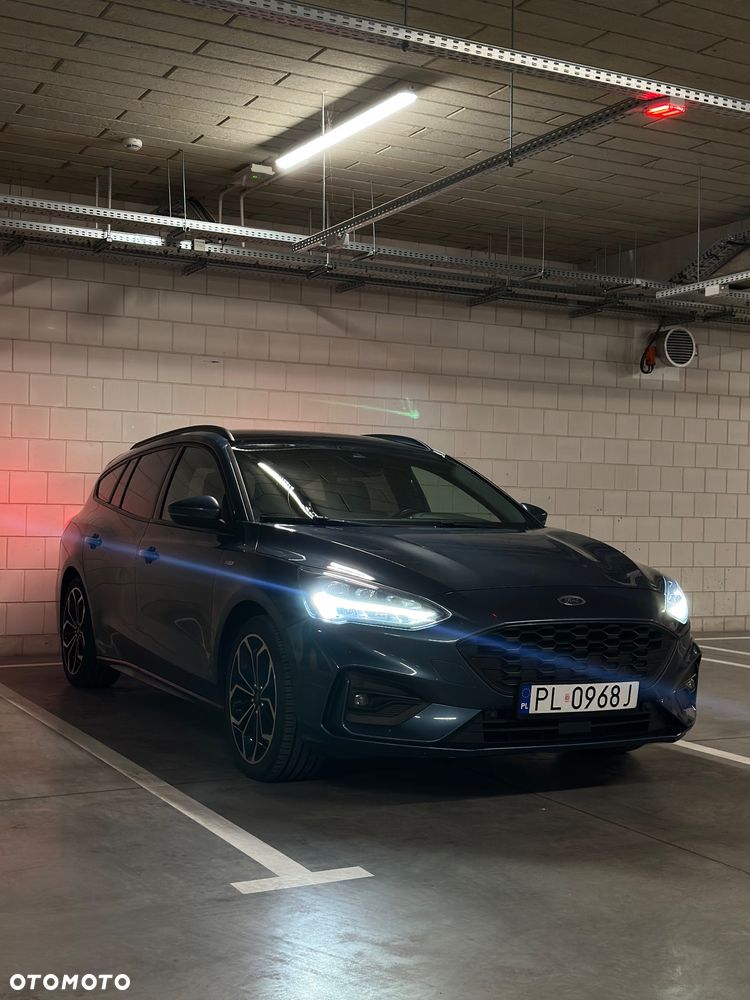 Ford Focus 1.0 EcoBoost mHEV ST-Line X - 1