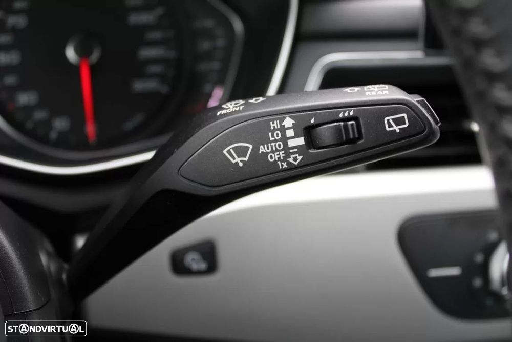 Audi A4 Avant 35 TDI Advanced S tronic - 25