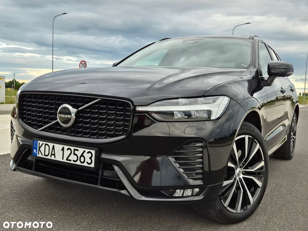 Volvo XC 60 B5 D AWD Ultimate Dark - 6