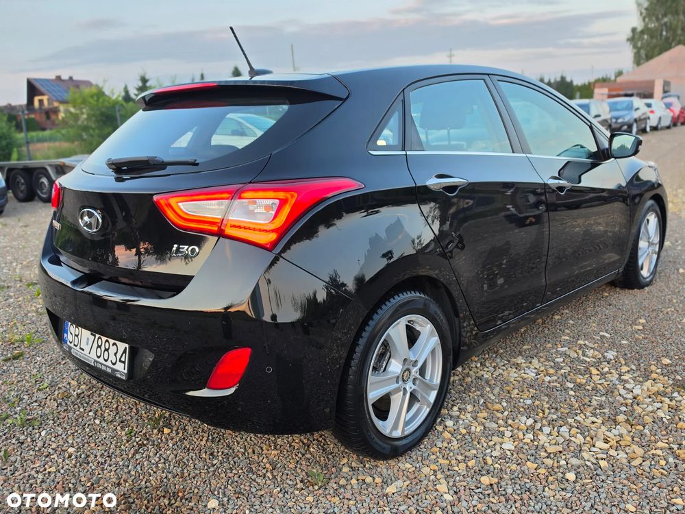 Hyundai i30 1.6 CRDi Premium - 11
