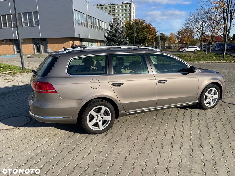 Volkswagen Passat 2.0 TDI Highline - 4