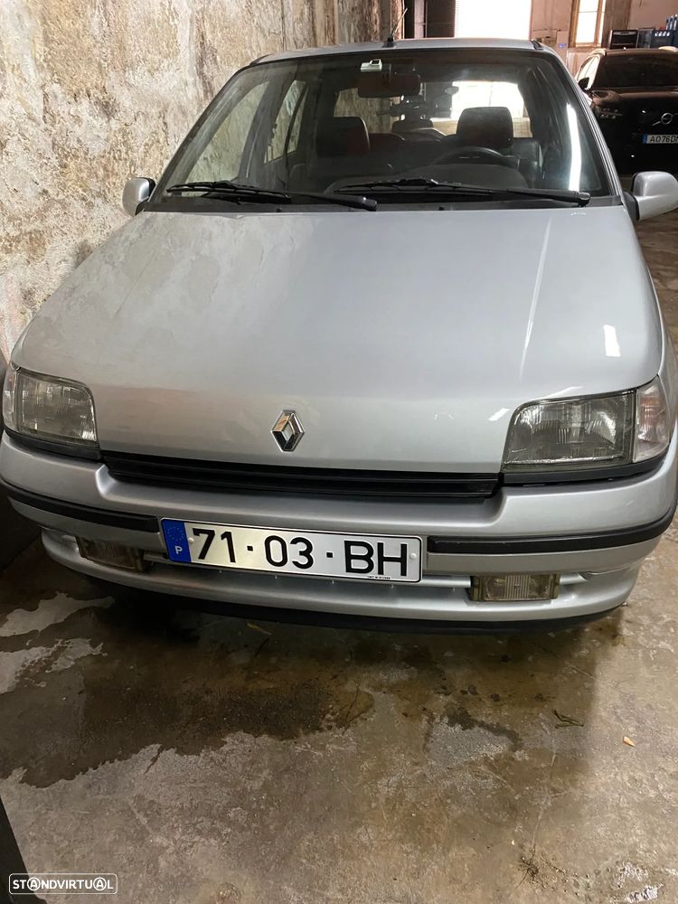 Renault Clio 1.4 Baccara - 2
