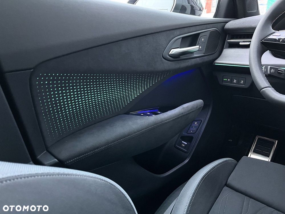 Audi Q3 Sportback - 12