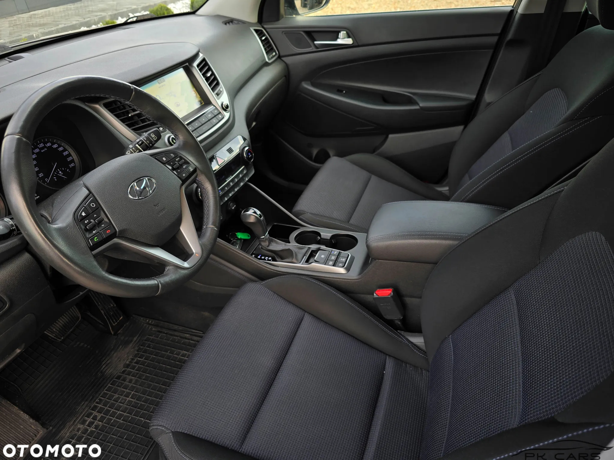 Hyundai Tucson 2.0 CRDi 4WD Automatik Advantage - 30