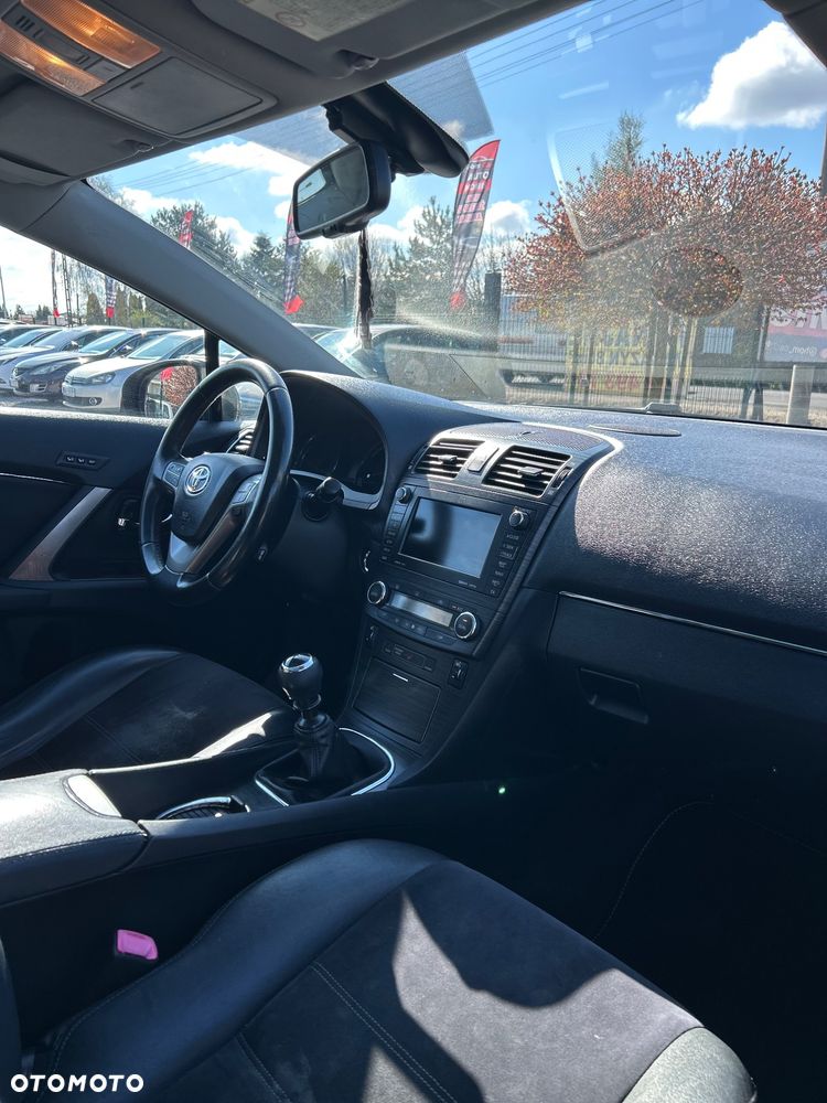 Toyota Avensis 2.2 D-4D Prestige Premium - 28