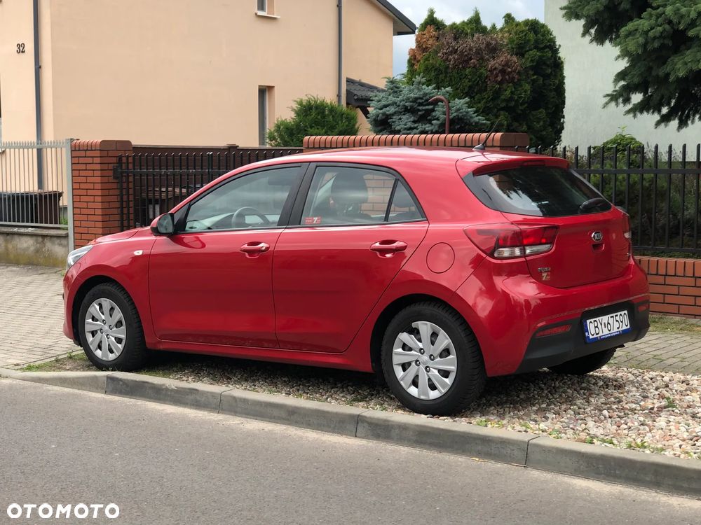 Kia Rio - 24