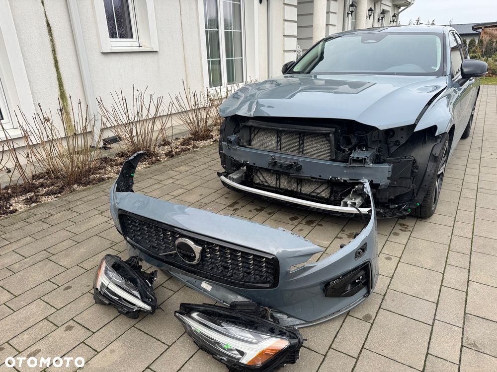 Volvo S60 B5 B AWD R-Design - 10