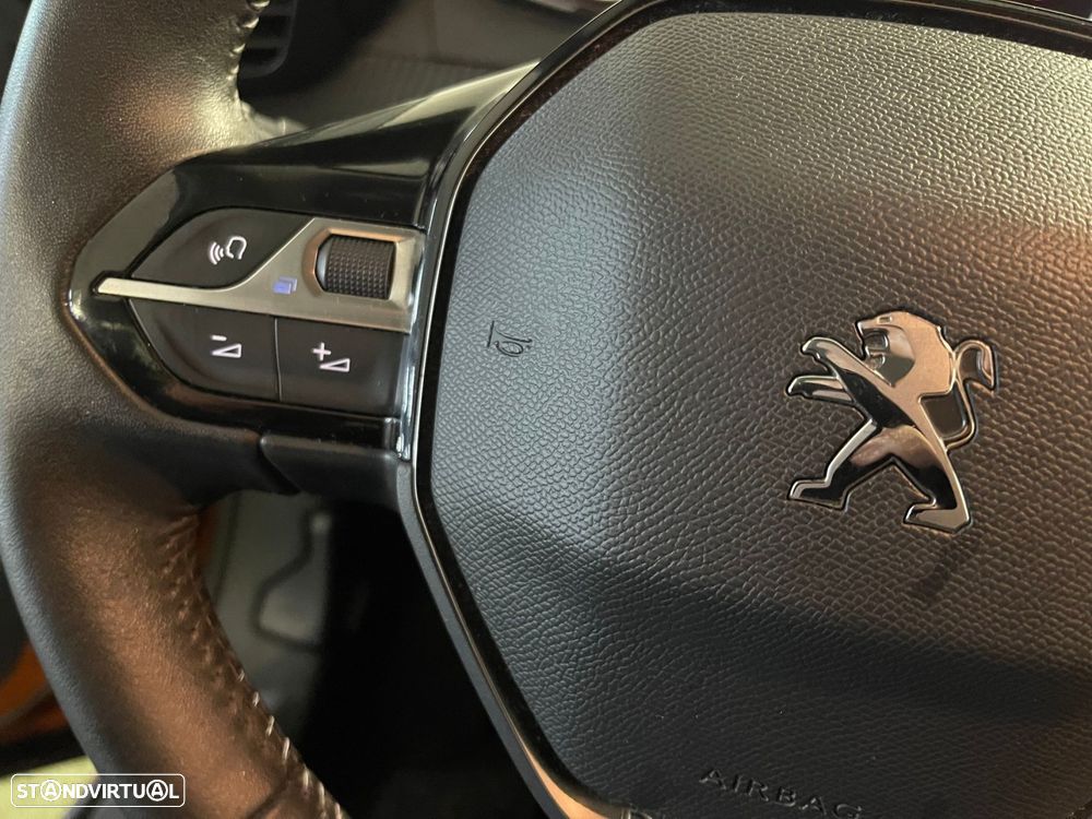 Peugeot 2008 1.2 PureTech Active - 22