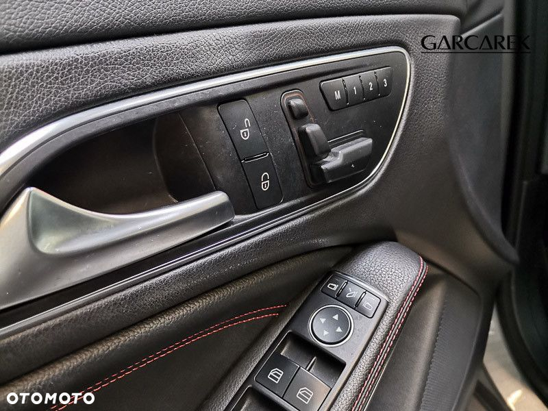 Mercedes-Benz CLA 45 AMG 4-Matic - 17