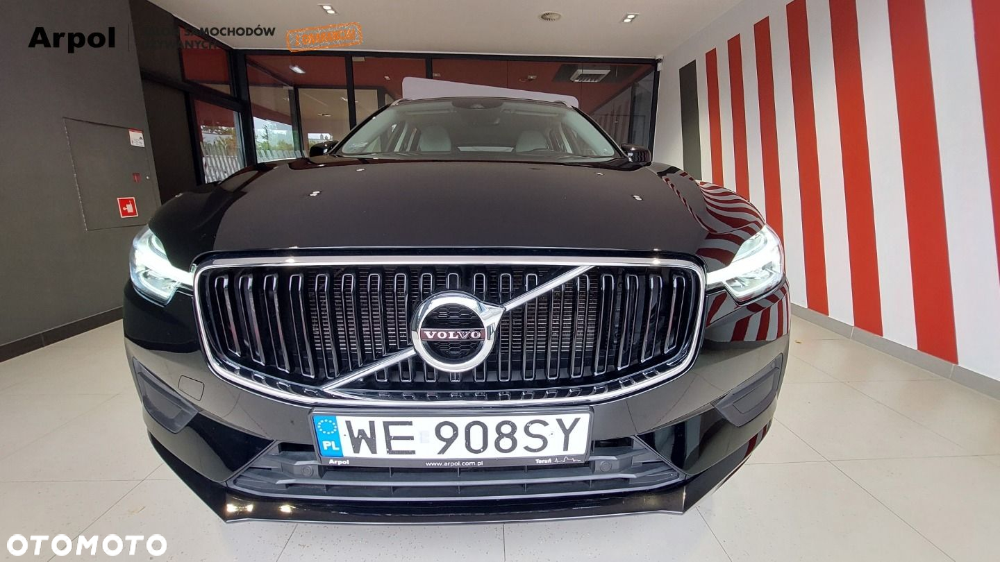 Volvo XC 60 T5 AWD Momentum - 3