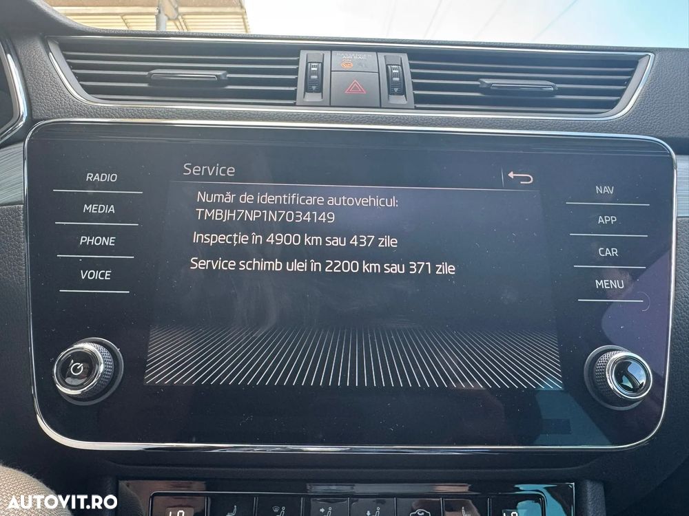 Skoda Superb Combi 2.0 TDI DSG Style - 22