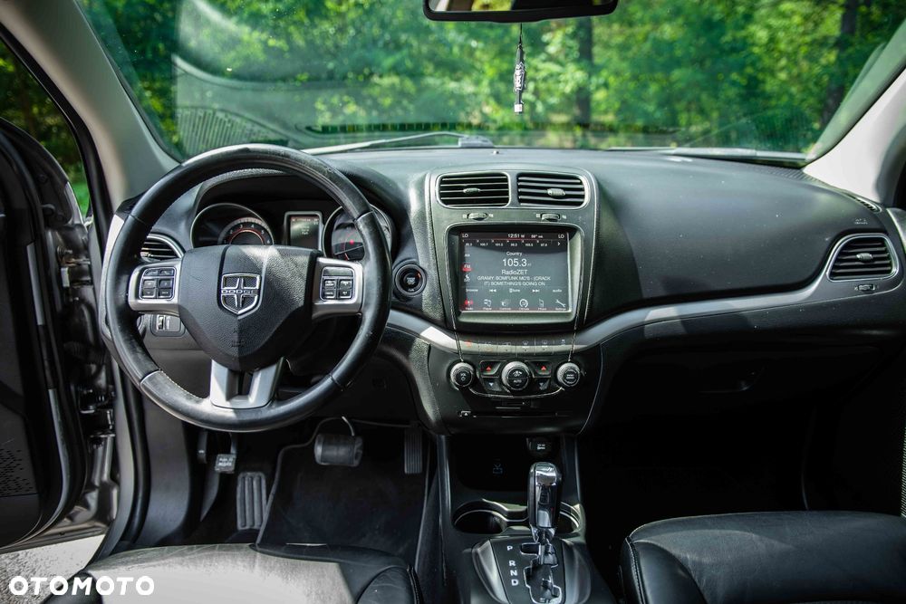 Dodge Journey - 12