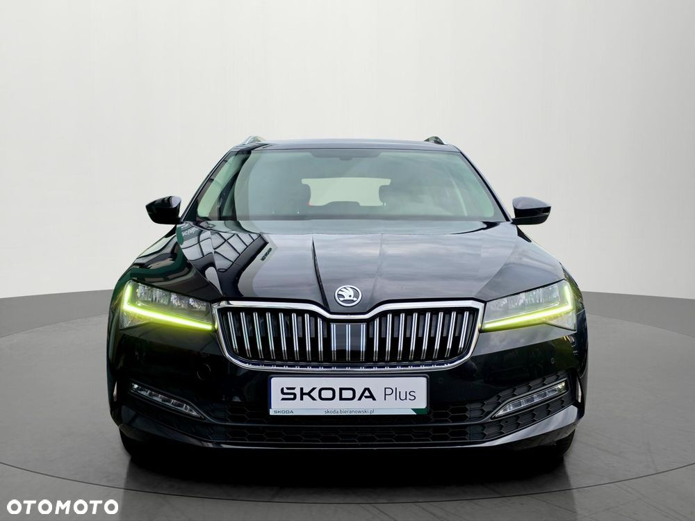 Skoda Superb 2.0 TSI Ambition DSG - 9