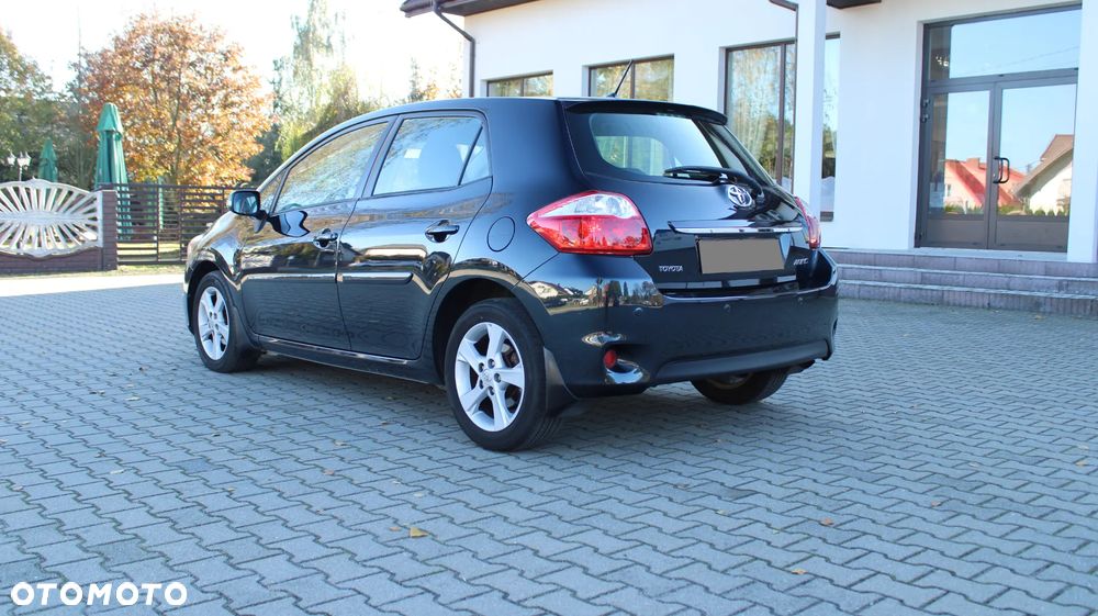 Toyota Auris 1.6 Sol - 17