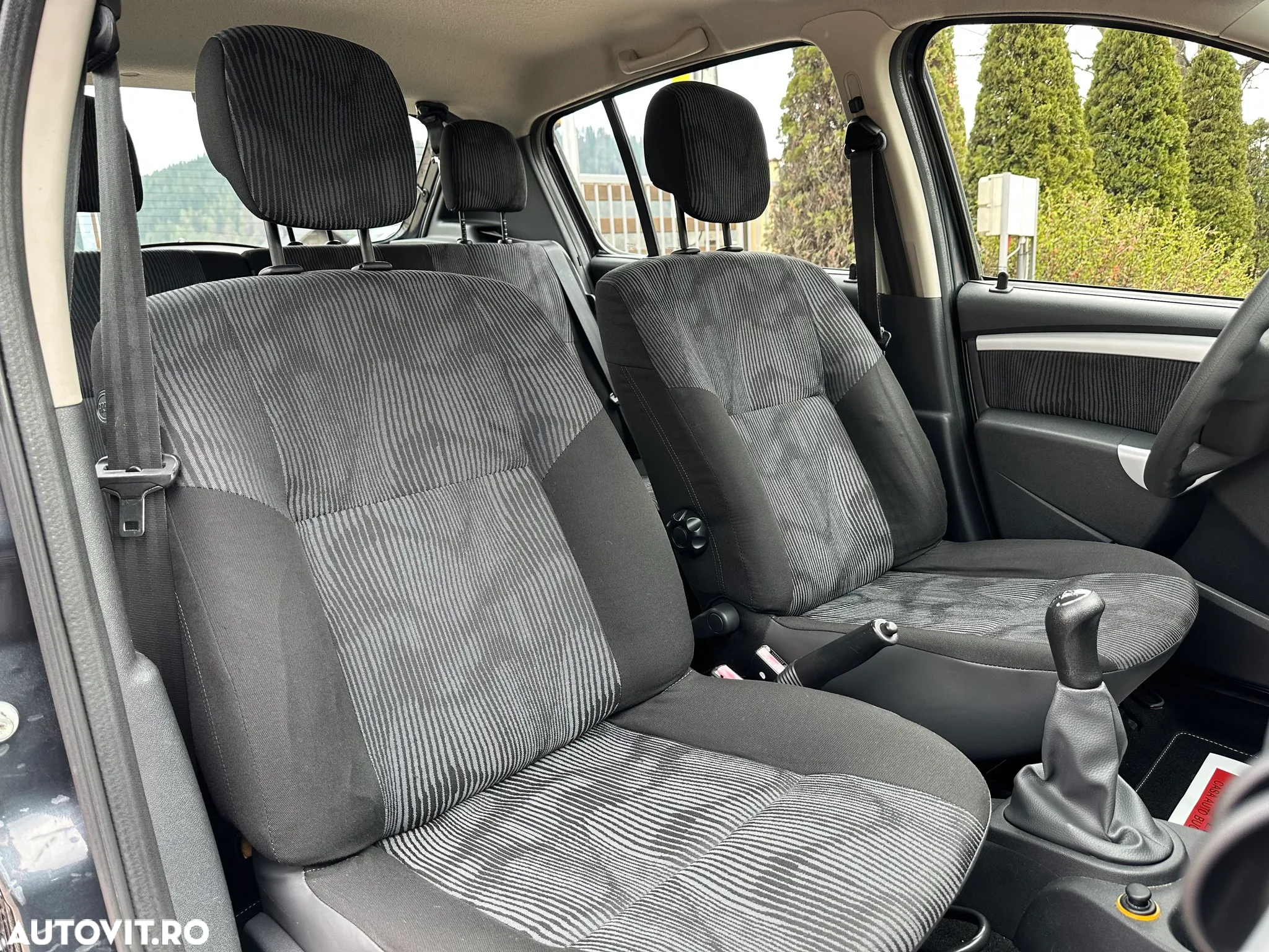Dacia Sandero 1.5 DCI Laureate - 17