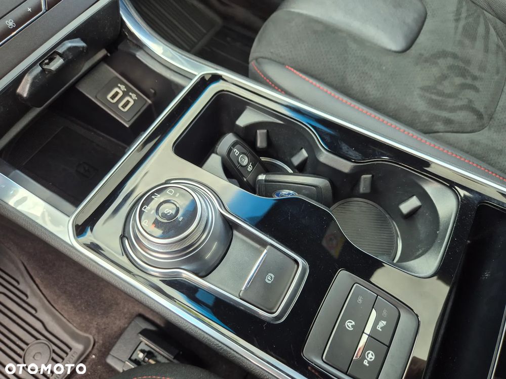 Ford Edge 2.0 EcoBlue Twin-Turbo 4WD ST-Line - 39
