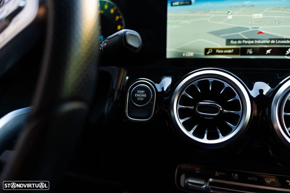 Mercedes-Benz GLA 250 e AMG Line - 16