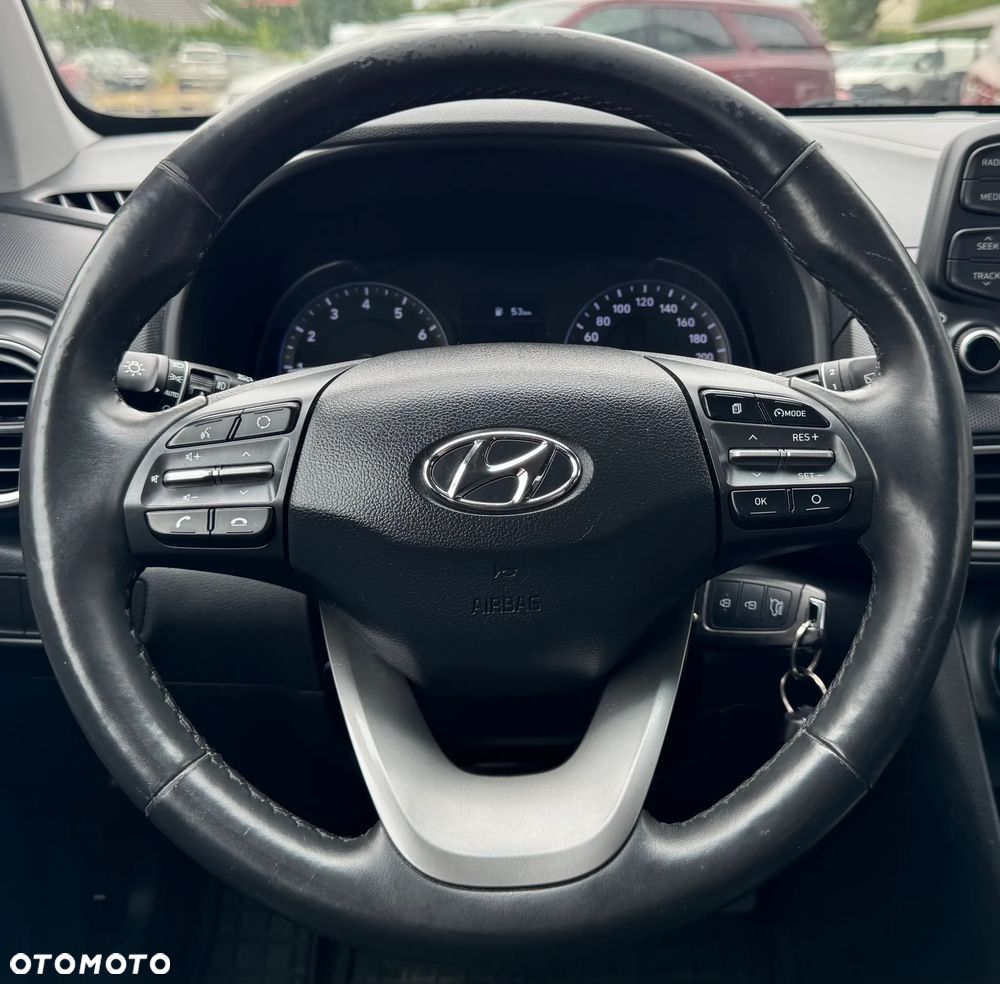 Hyundai Kona - 13