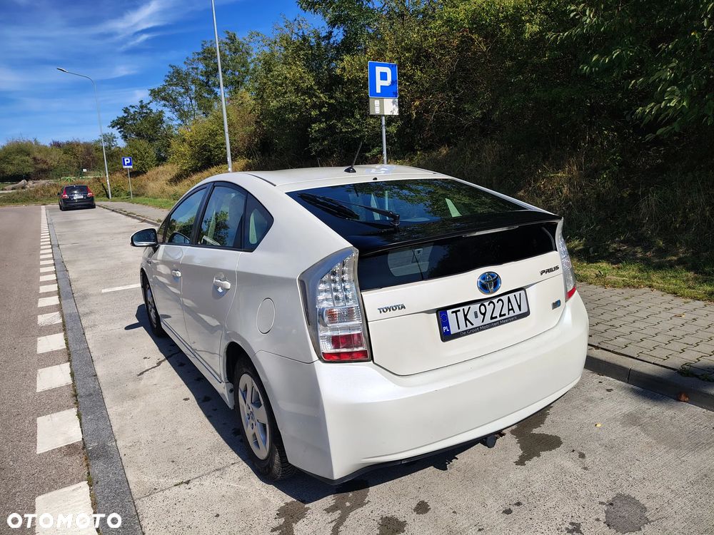 Toyota Prius - 34