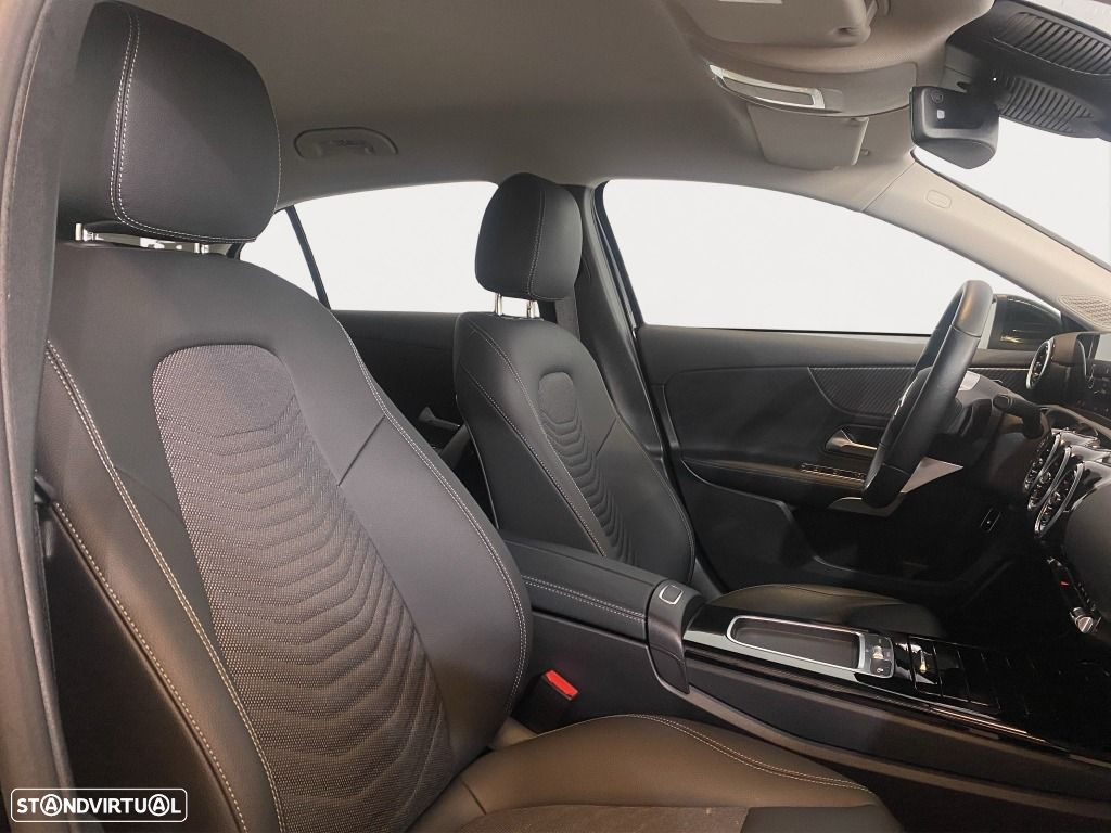 Mercedes-Benz A 250 e - 13