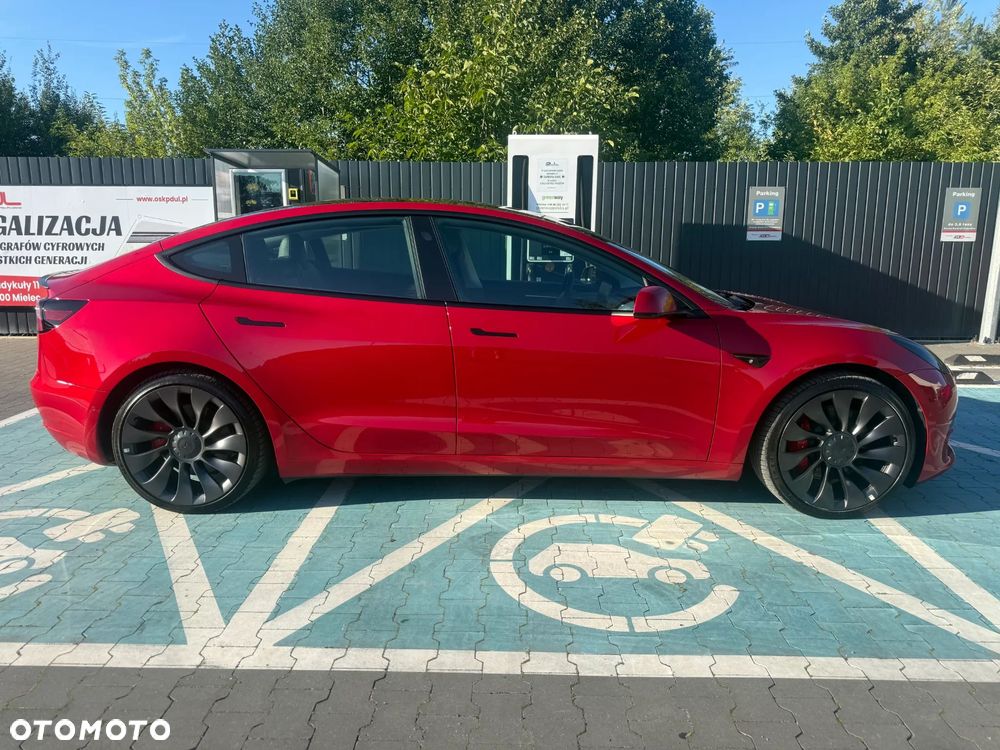 Tesla Model 3 Performance AWD - 4