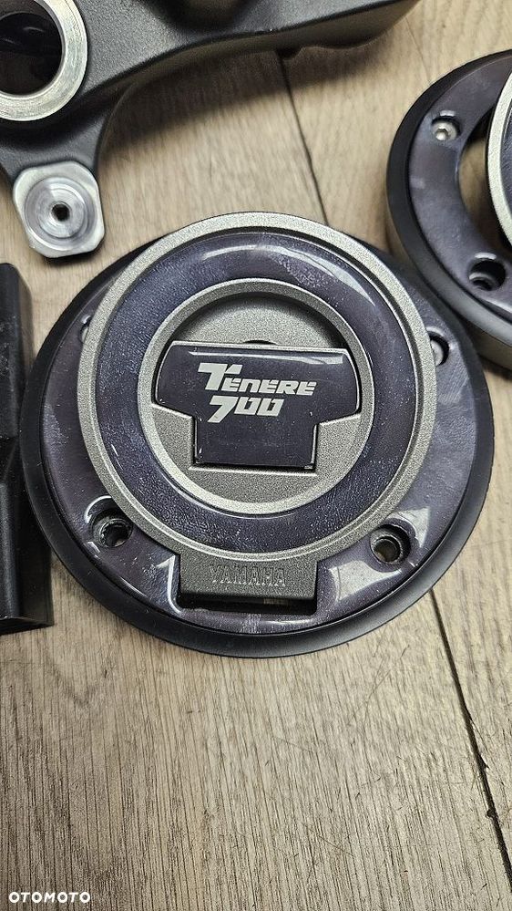 Yamaha Tenere 700 Moduł ECU BEH-8591A-01 Kluczyk Korek Półka Zamek Klucz - 4