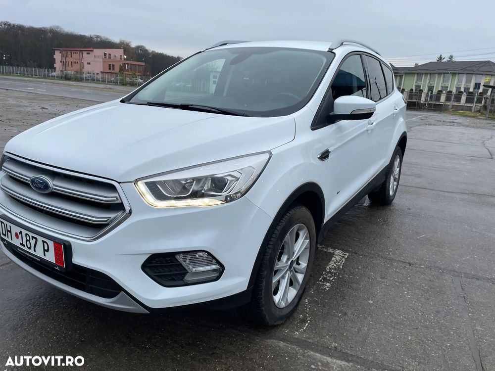 Ford Kuga - 3