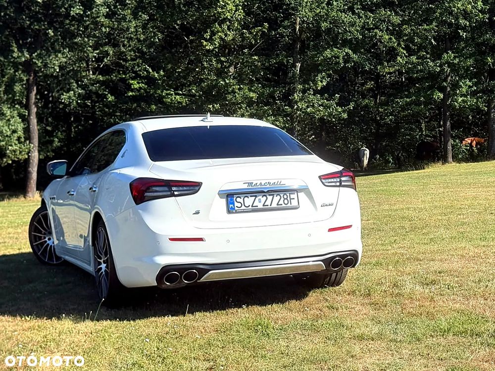 Maserati Ghibli S GranLusso - 2