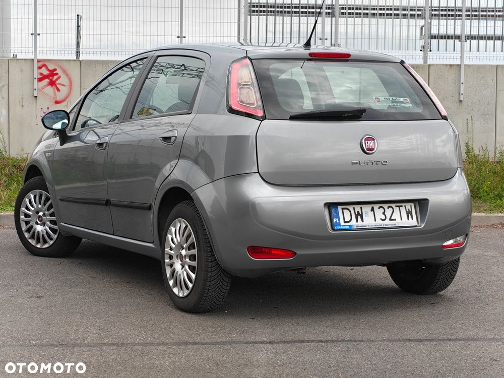 Fiat Punto 1.4 Easy S&S - 4