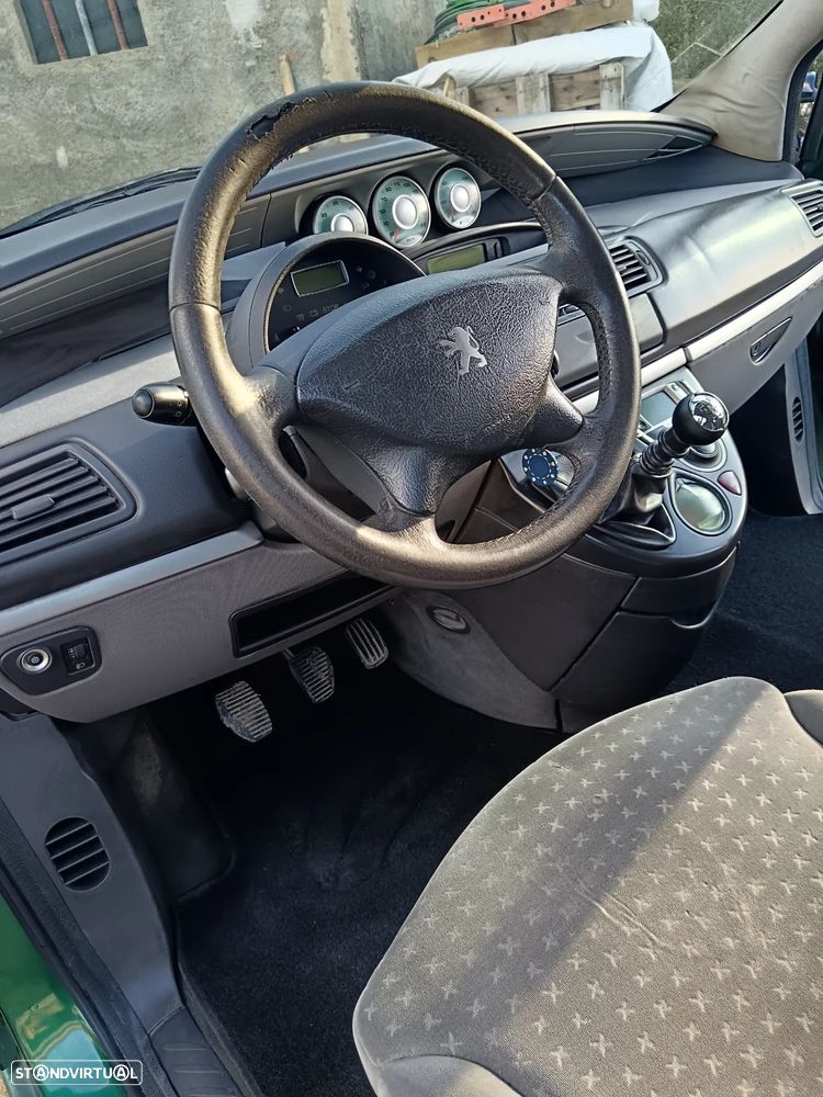 Peugeot 807 2.2 HDi - 9