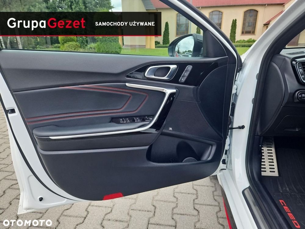 Kia ProCeed 1.6 T-GDI GT DCT - 10
