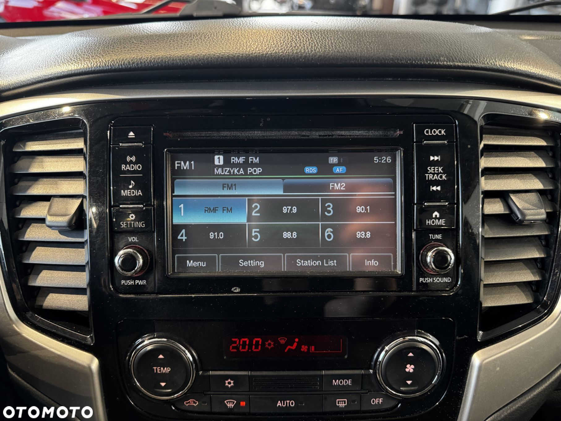 Mitsubishi L200 - 23