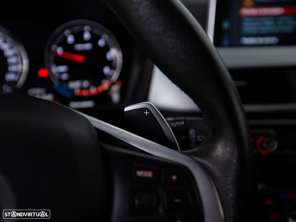 BMW X1 18 d sDrive xLine Auto - 14