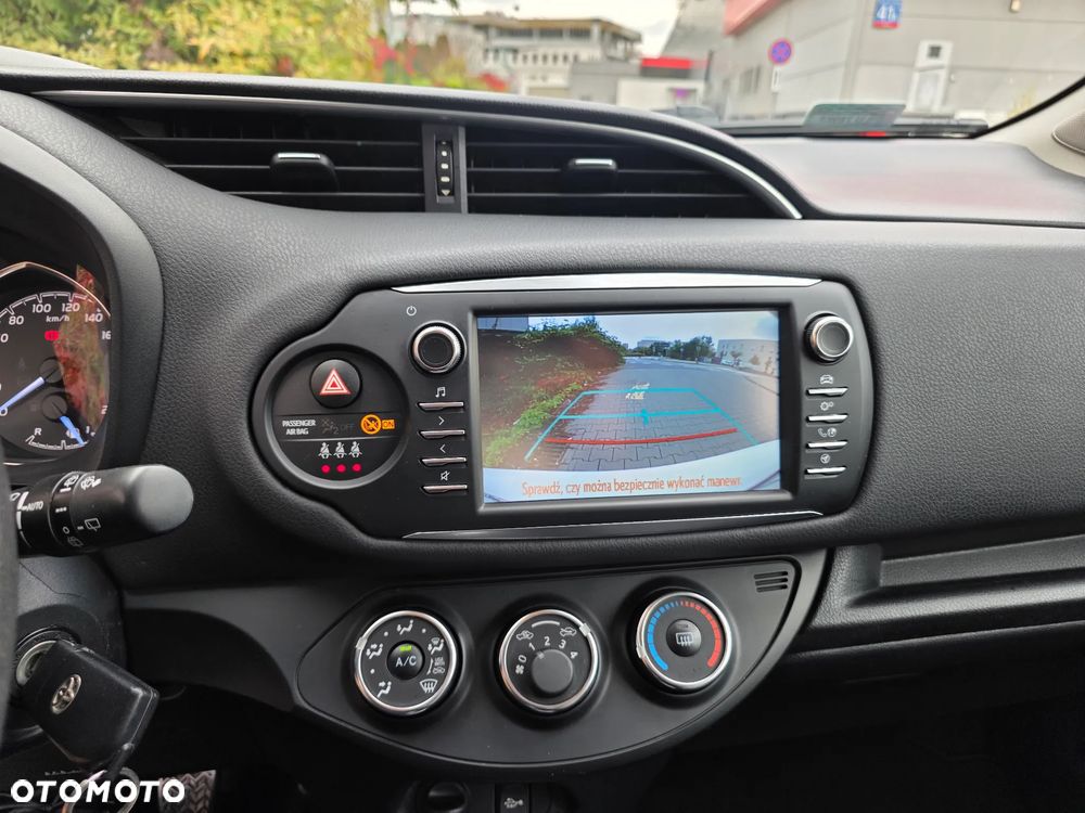Toyota Yaris - 17
