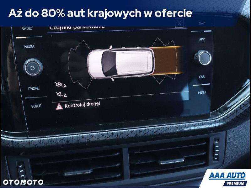 Volkswagen T-Cross - 13
