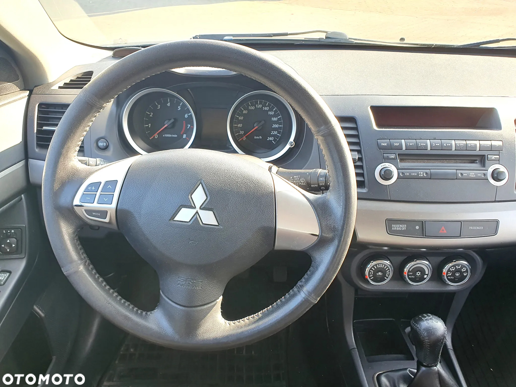 Mitsubishi Lancer - 9
