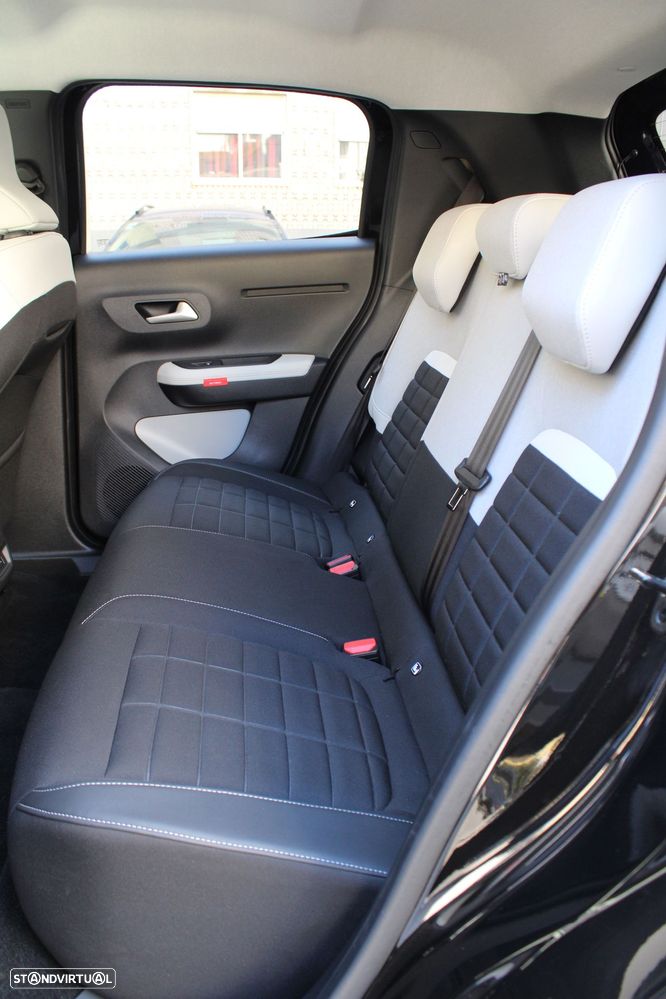 Citroën e-C3 YOU c/ PLUS Pack - 26