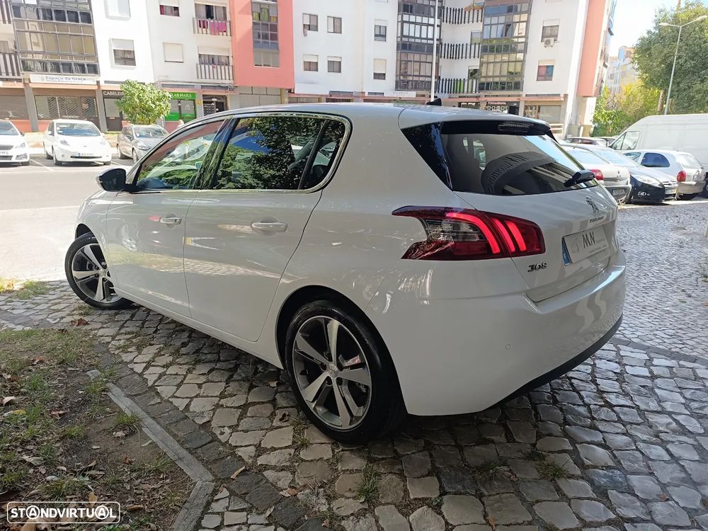 Peugeot 308 1.2 PureTech Allure - 5